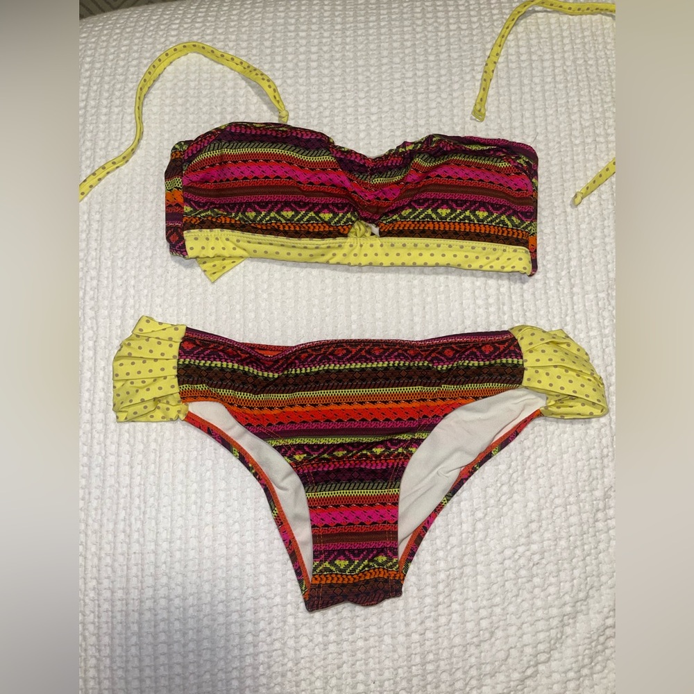 Adjustable strapless bikini